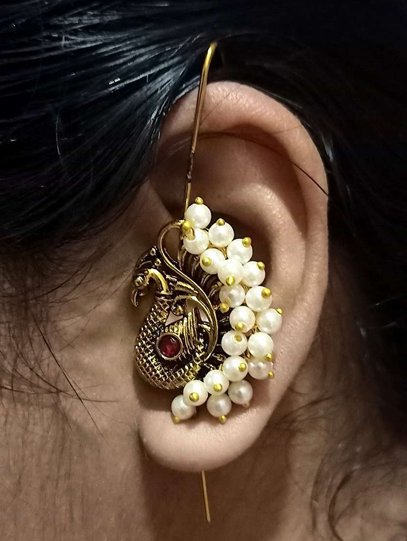 kalamkari kan karnaful ear cuff - 22397773 -  Standard Image - 2