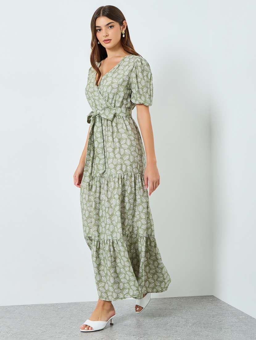 women printed puff sleeve tiered dress - 22397835 -  Standard Image - 2
