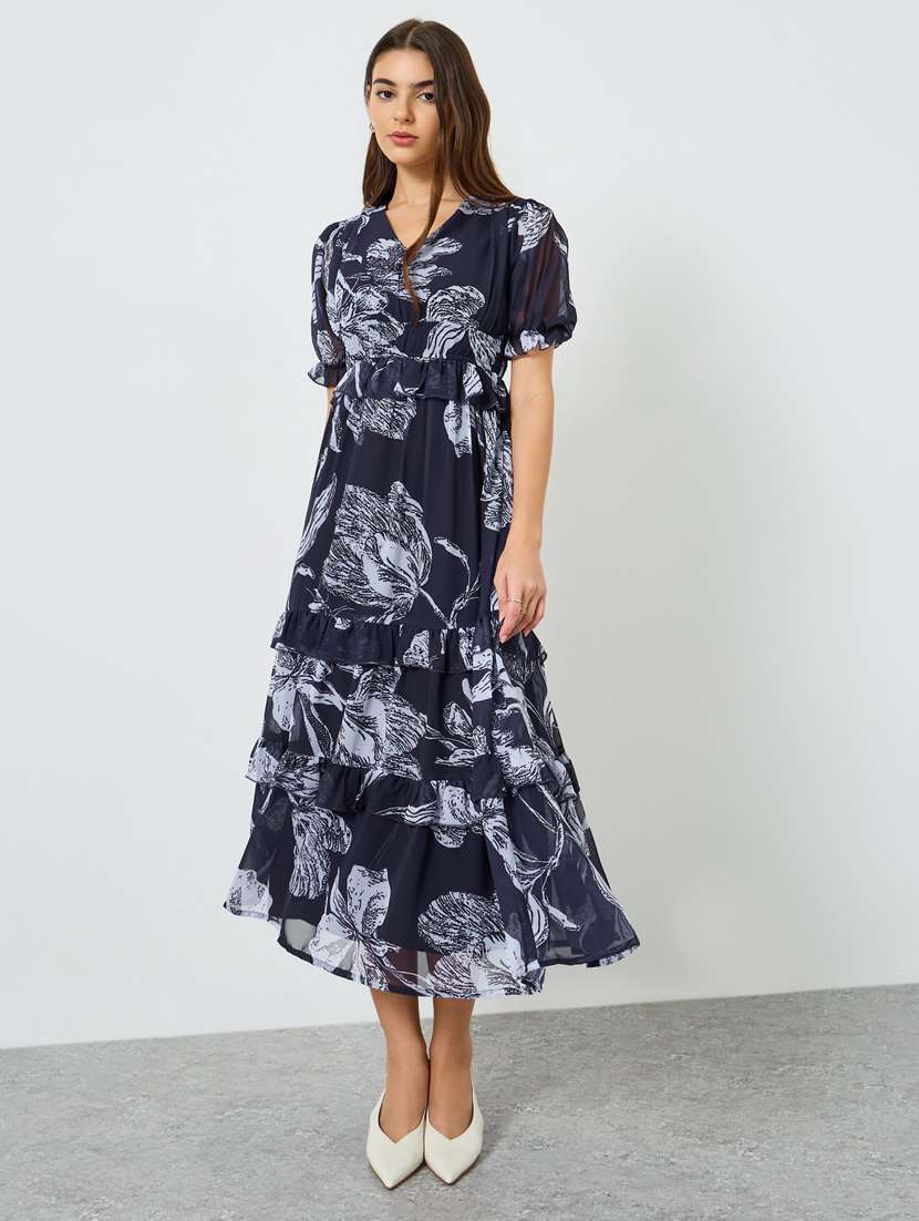 women floral print puff sleeve tiered dress - 22397850 -  Standard Image - 2