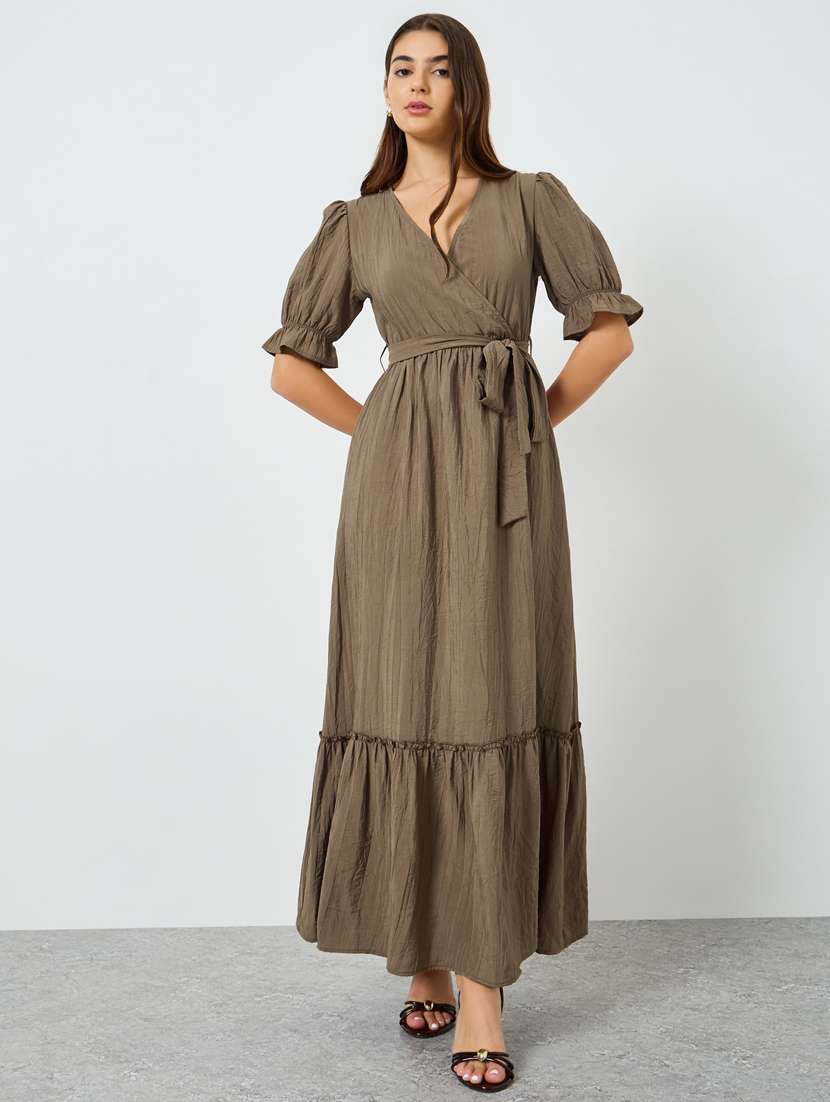 women solid puff sleeve tiered dress - 22397896 -  Standard Image - 2