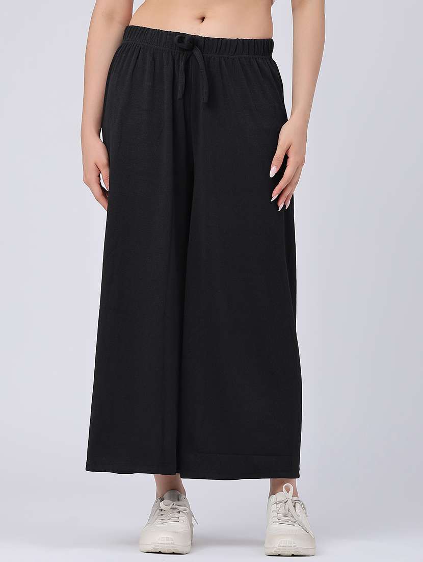 women solid mid rise wide leg trouser