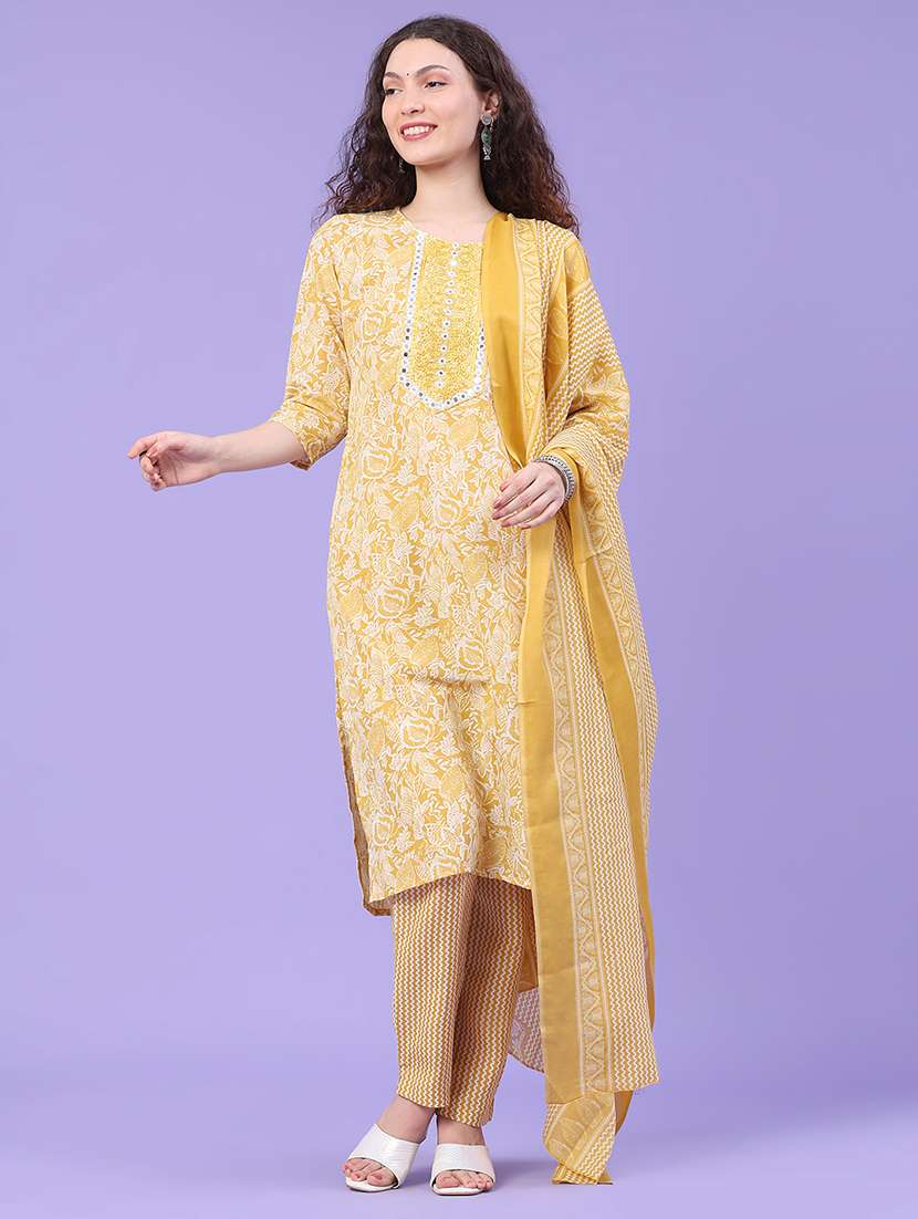 women printed three quarter sleeve kurta pant with dupatta set - 22399579 -  Standard Image - 2