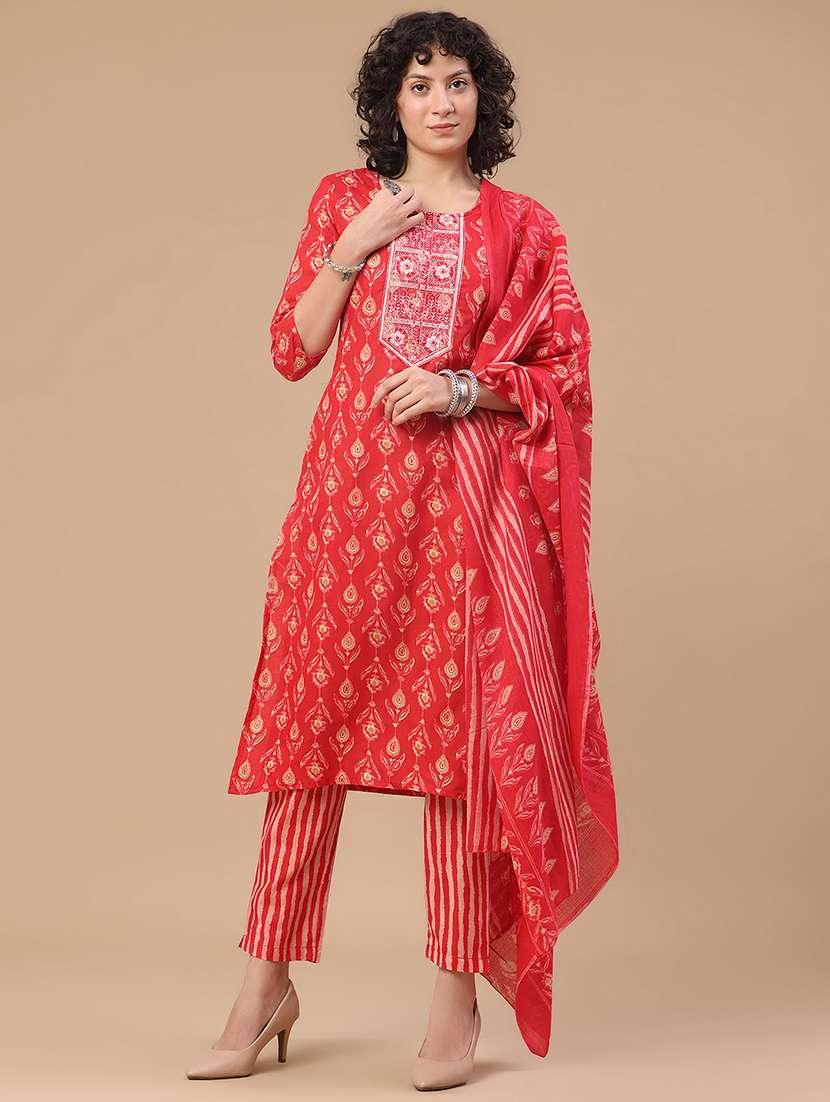 women printed three quarter sleeve kurta pant with dupatta set - 22399588 -  Standard Image - 2