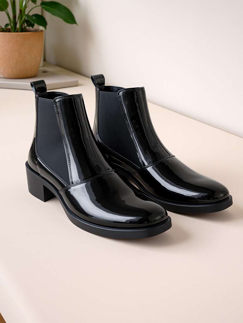 men black high ankle boot