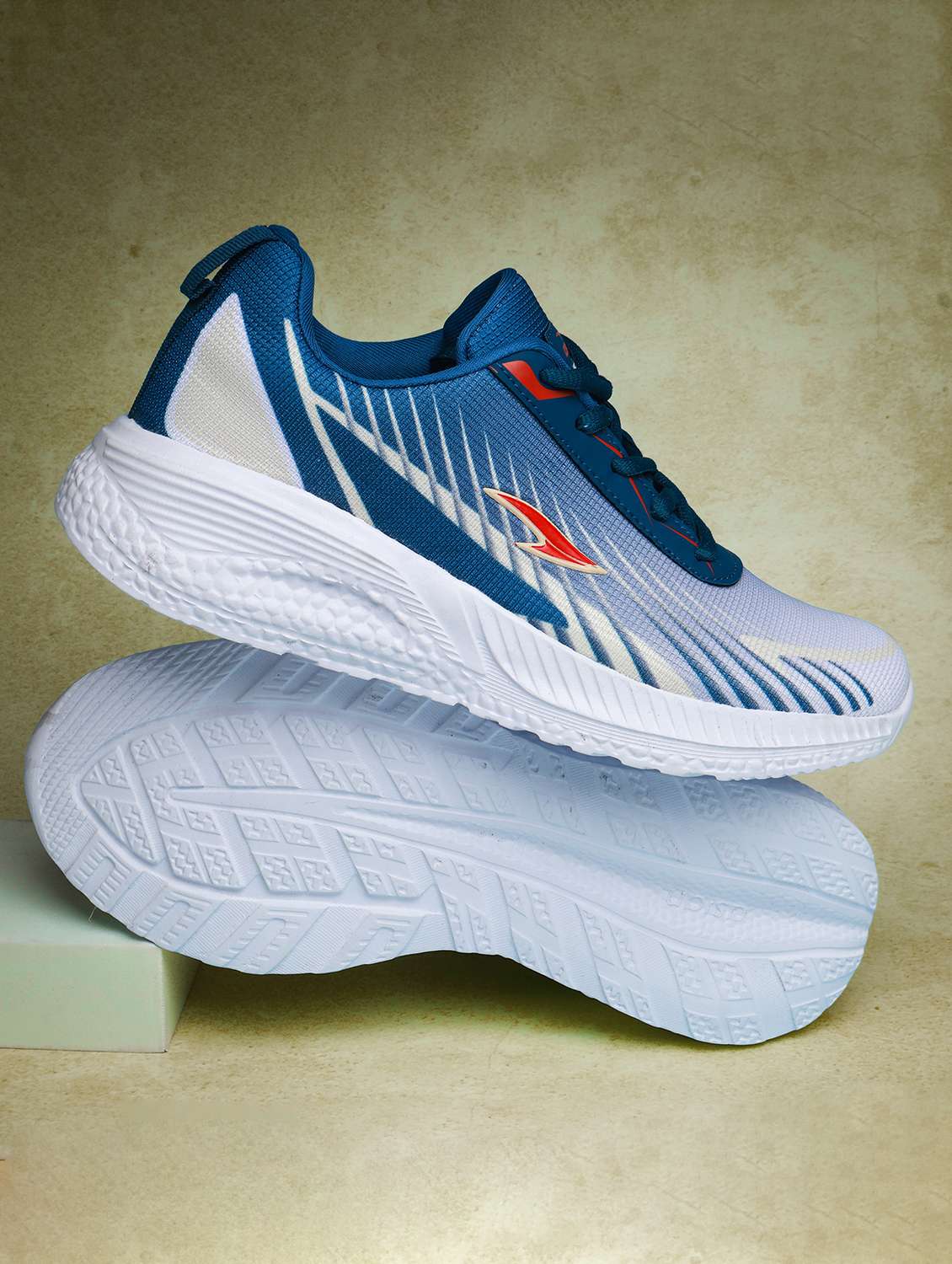 men blue lace up sport shoe