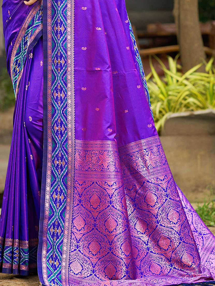 women self design bordered saree with blouse - 22405372 -  Standard Image - 2
