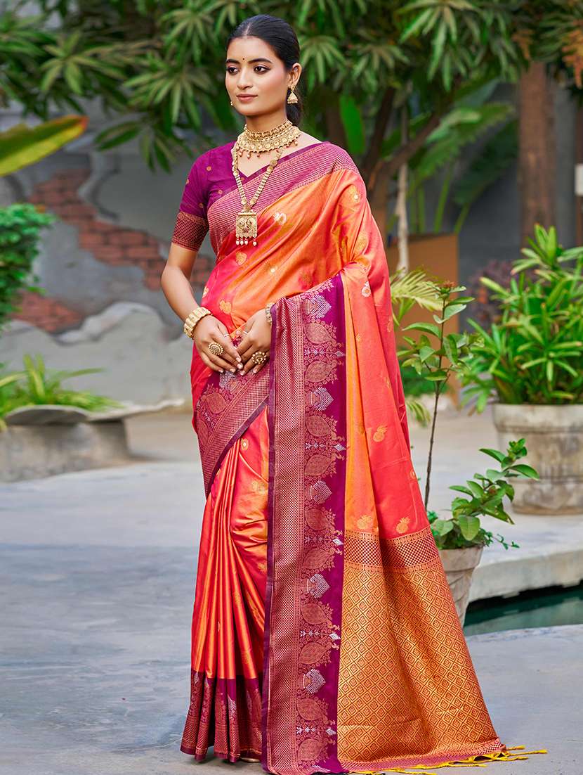 women self design banarasi saree with blouse