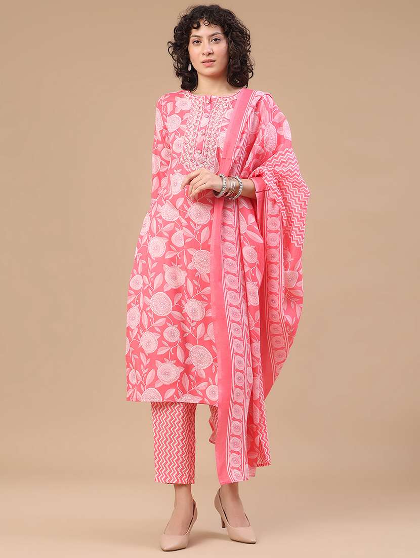 women printed three quarter sleeve kurta pant with dupatta set - 22407979 -  Standard Image - 2