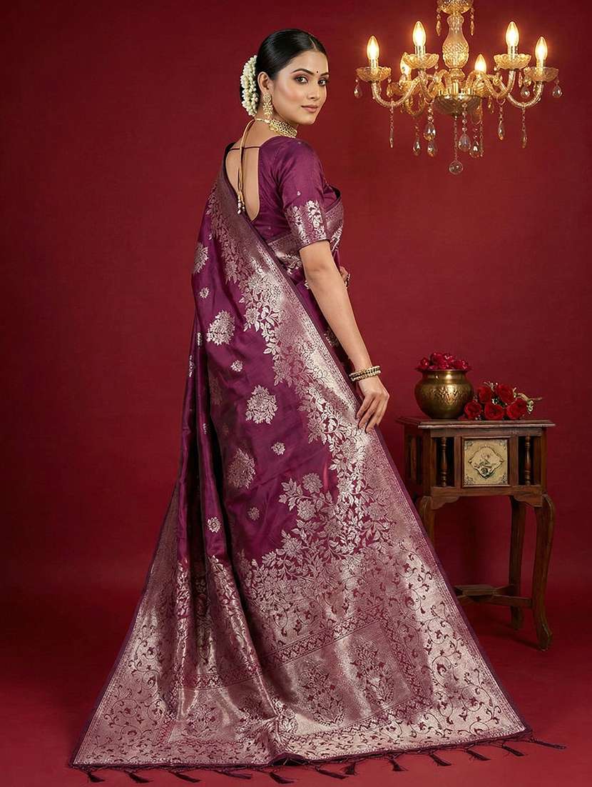 women self design banarasi saree with blouse - 22408106 -  Standard Image - 2