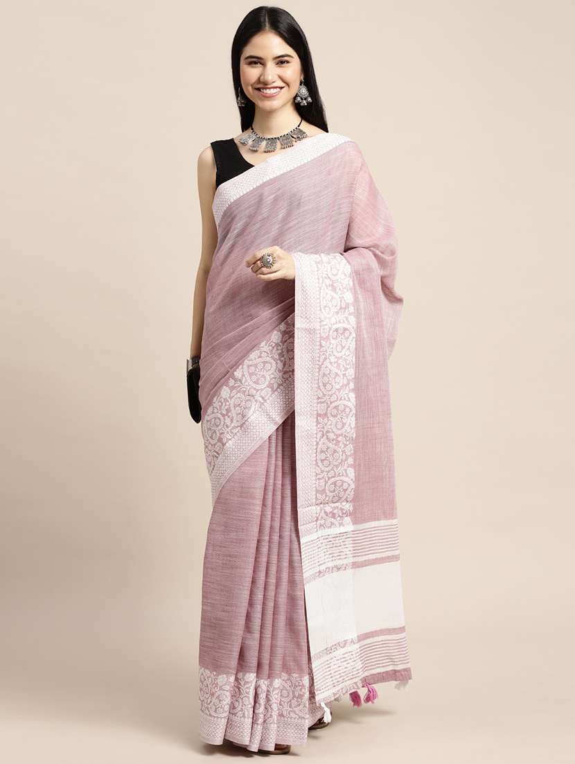 women self design bordered saree with blouse