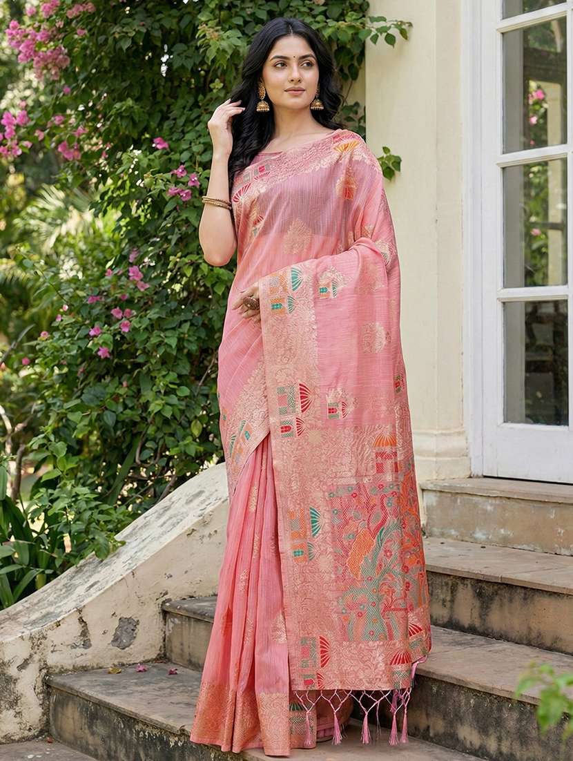 women self design banarasi saree with blouse