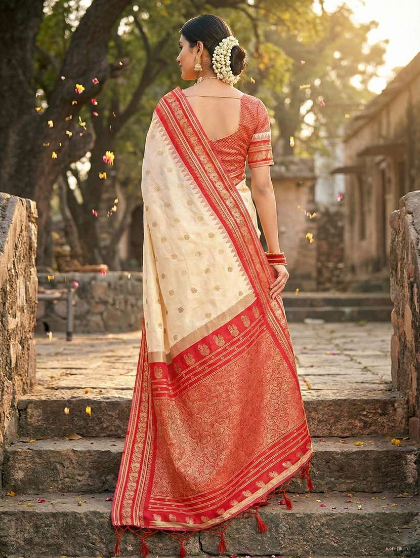 women self design banarasi saree with blouse - 22408232 -  Standard Image - 2