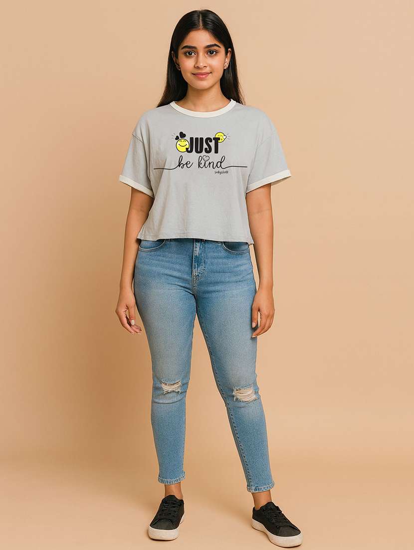 women printed short sleeve crop t-shirt - 22408965 -  Standard Image - 2