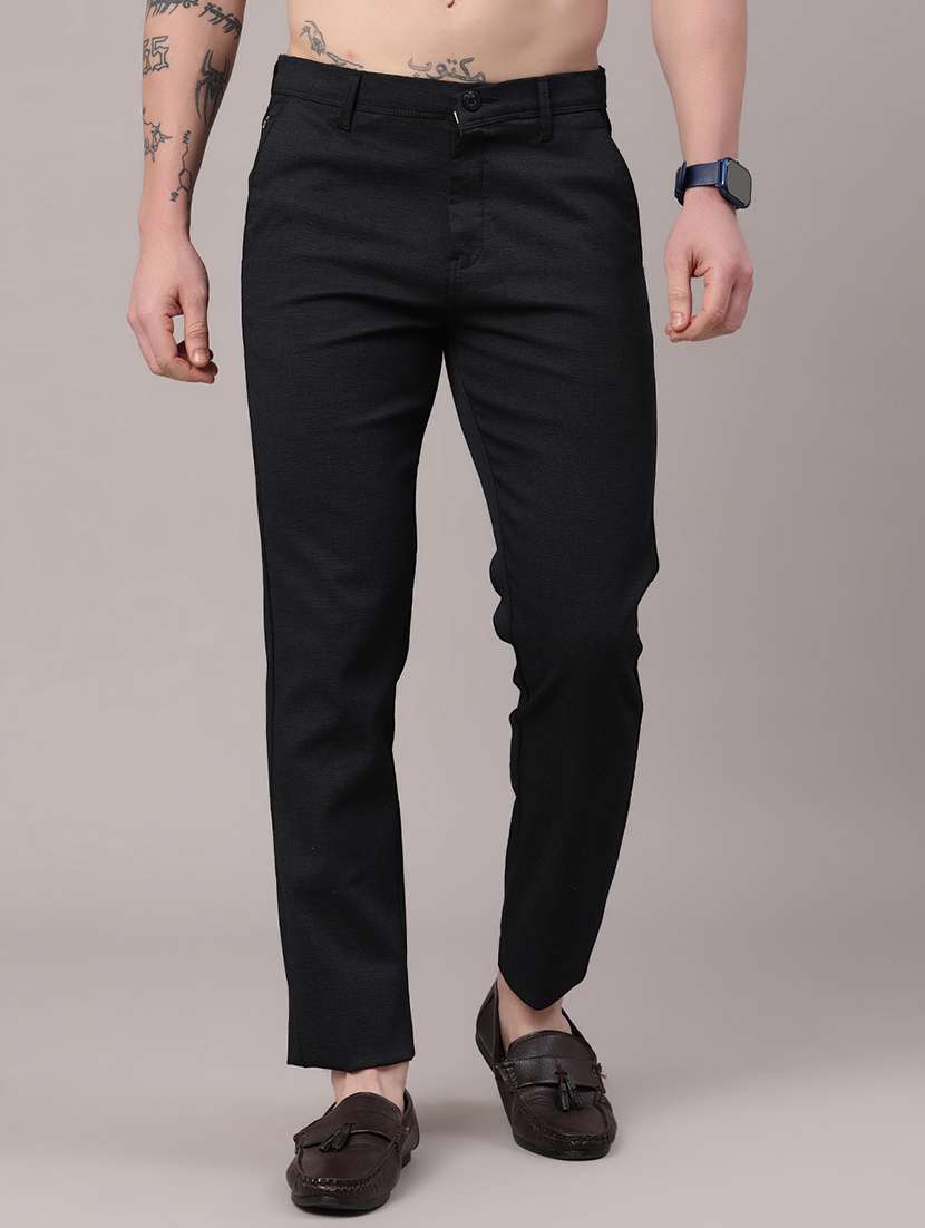 men solid mid rise chinos casual trouser