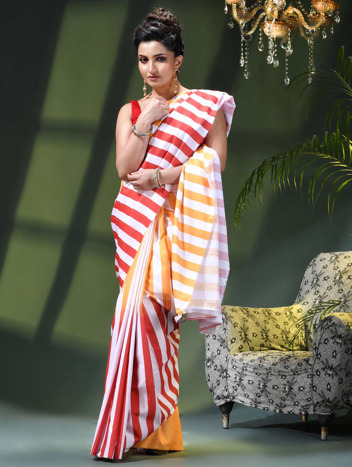 women striped printed saree - 22419797 -  Standard Image - 2