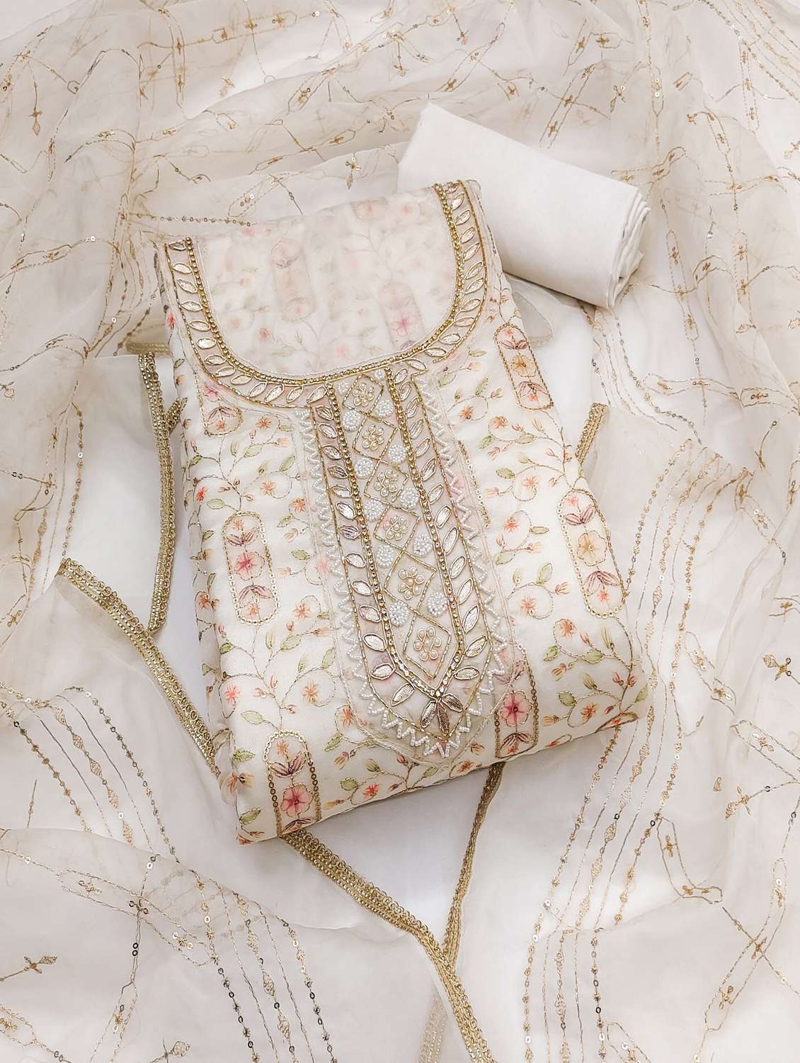 women floral printed unstitched suit set