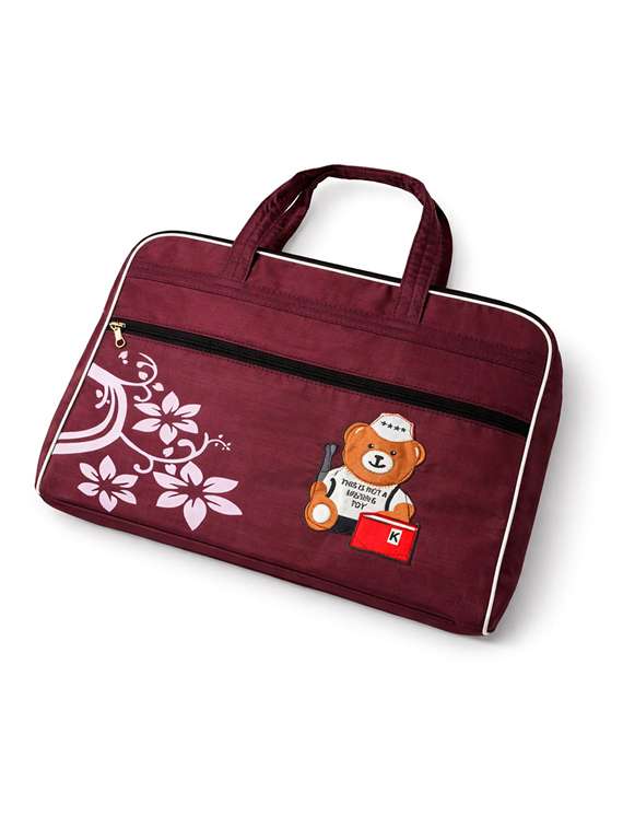 stya duffle bag for travel and shopping - 22423682 -  Standard Image - 2