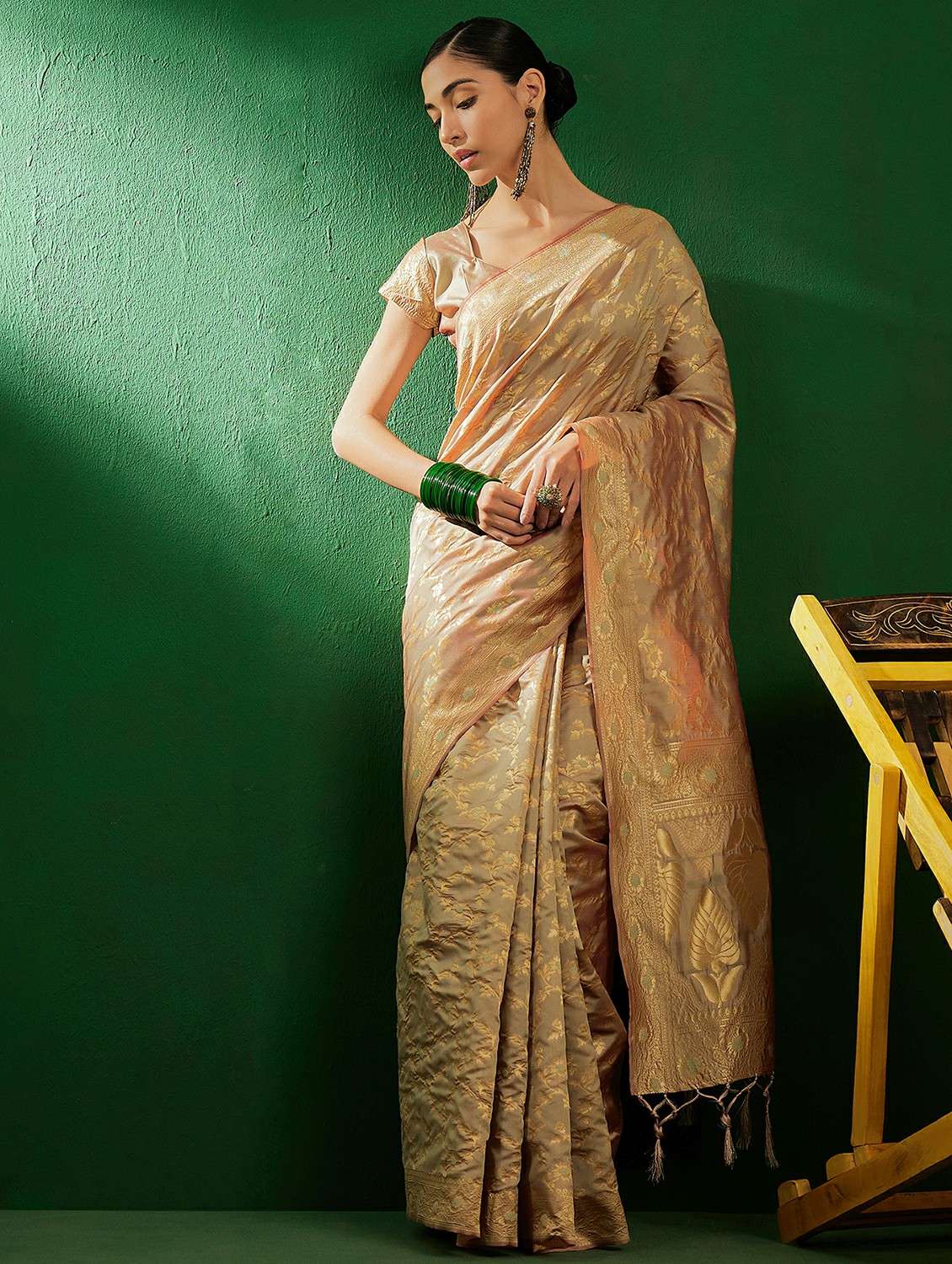 women self design banarasi saree with blouse - 22424648 -  Standard Image - 2