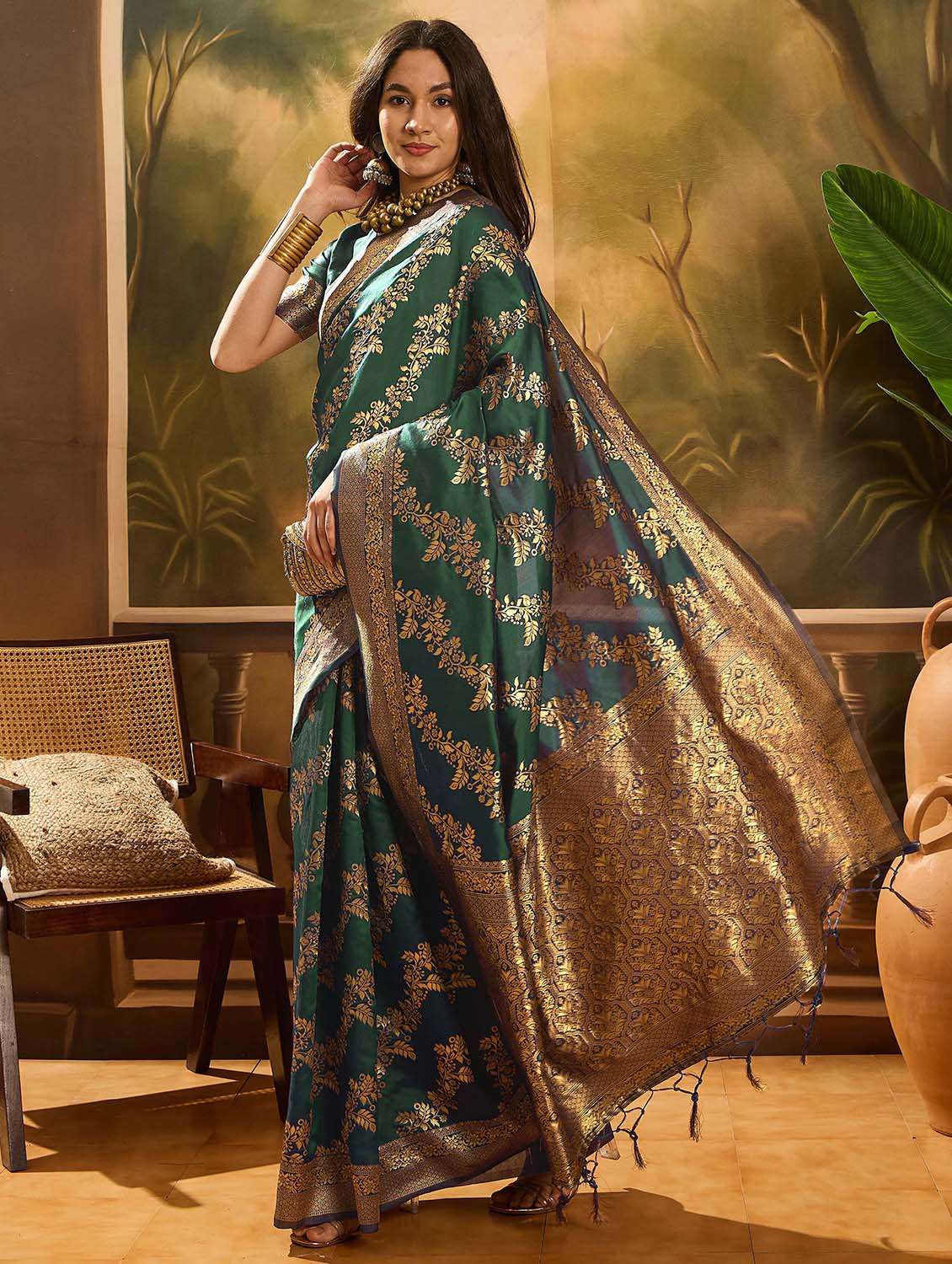 women self design banarasi saree with blouse - 22424684 -  Standard Image - 2