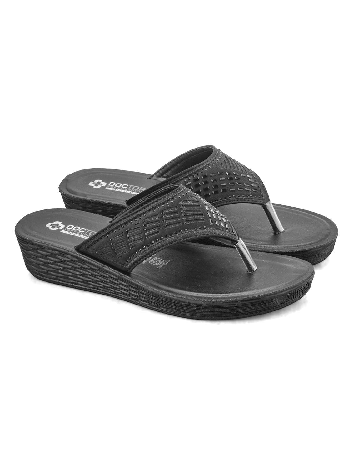 women embellished toe separator flat sandal