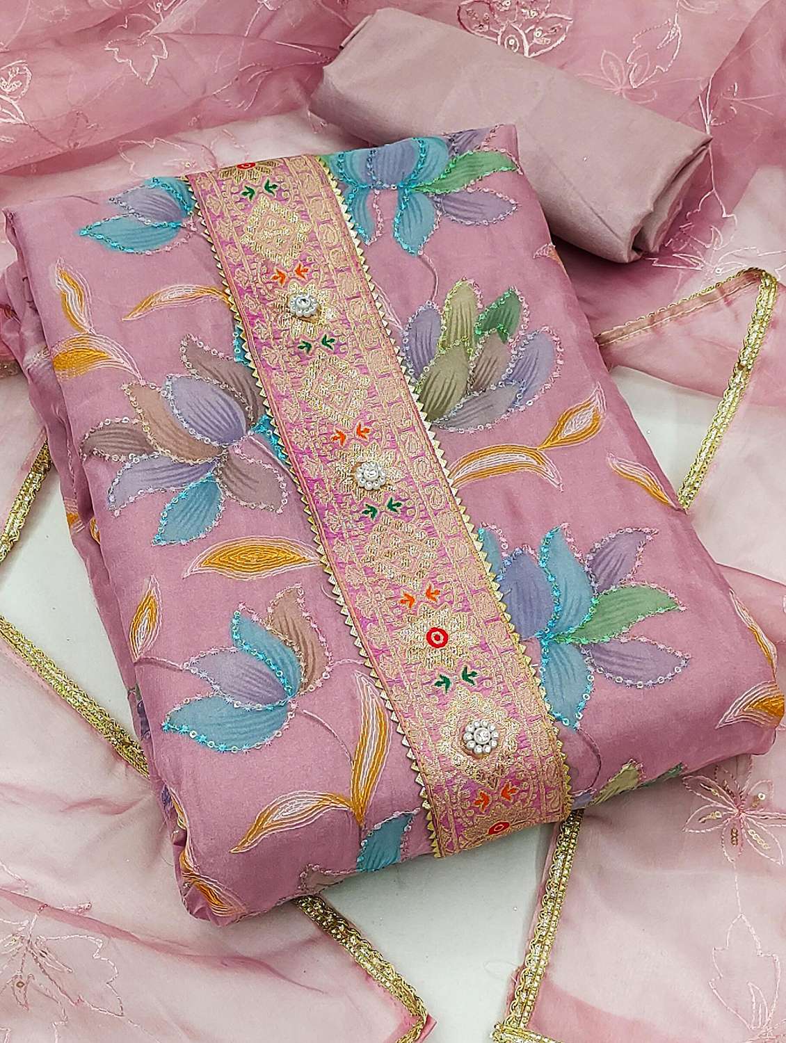 Women Floral Printed Unstitched Suit Set - 22429956 -  Standard Image - 2