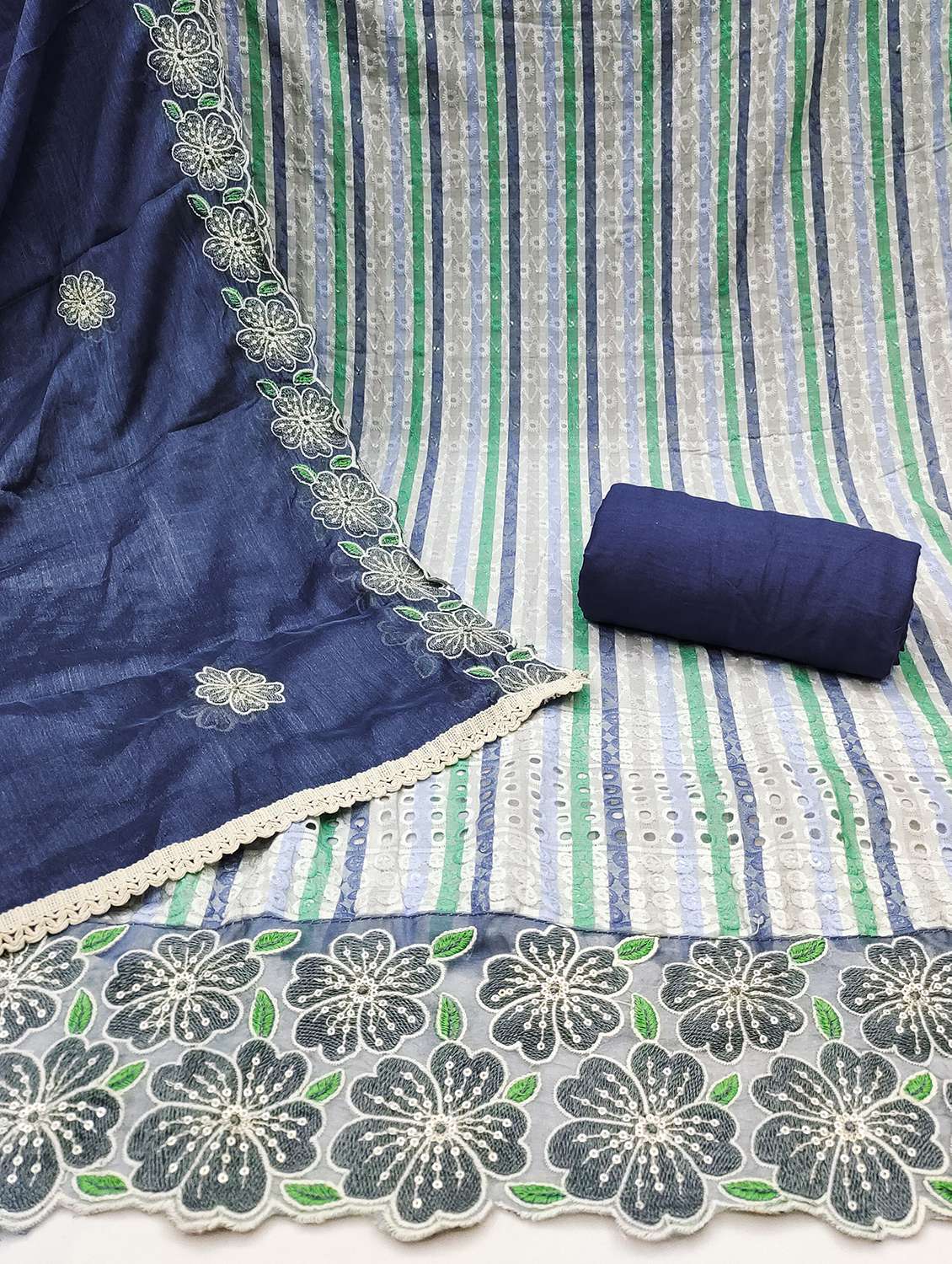 women striped unstitched suit set - 22431485 -  Standard Image - 2