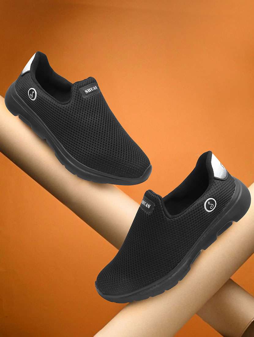 men black slip on slipon