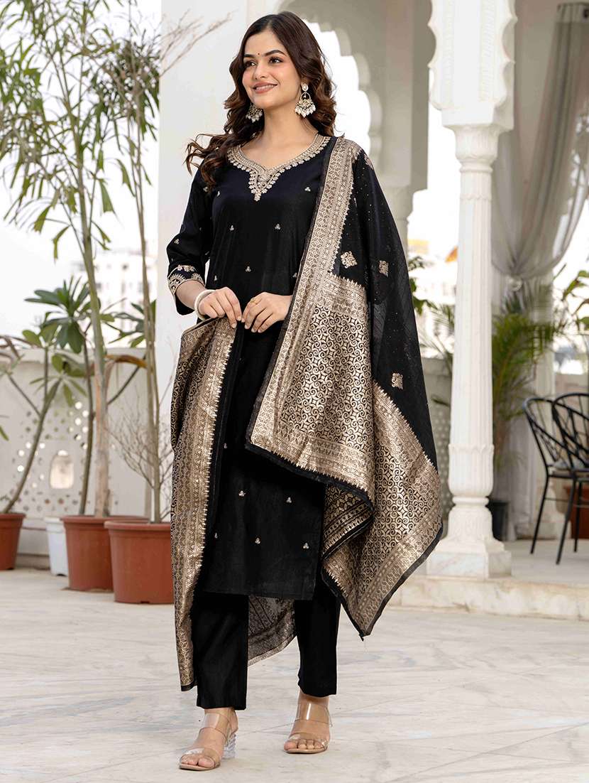 women solid with work three quarter sleeve kurta pant with dupatta set - 22433919 -  Standard Image - 2