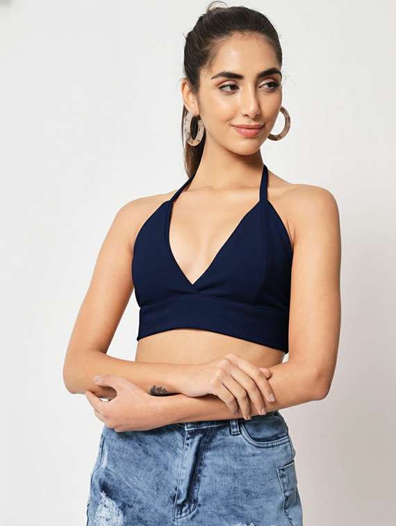 women solid halter neck backless crop top