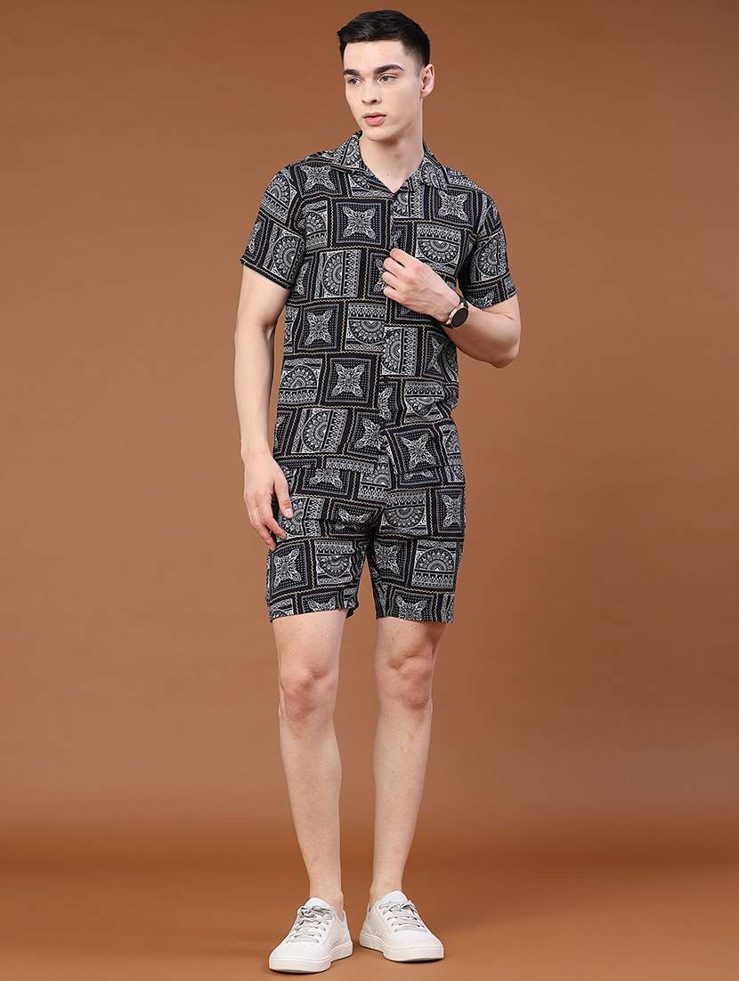 men printed short sleeves shirt and shorts co-ord set - 22438332 -  Standard Image - 2