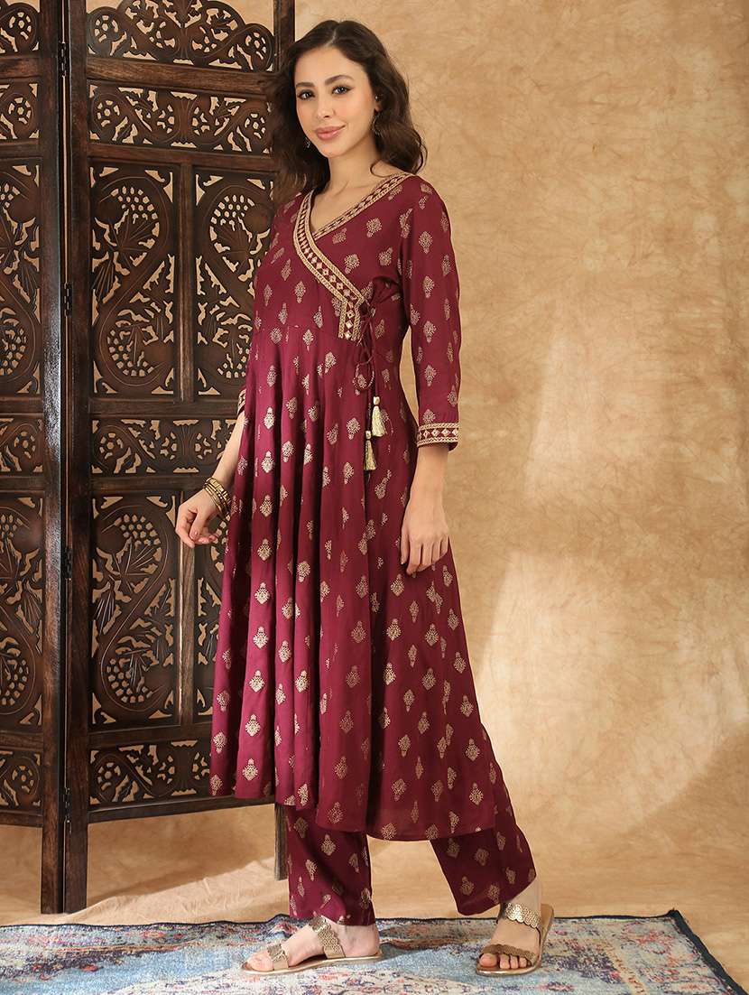 women burgundy kurta pant set - 22438508 -  Standard Image - 2