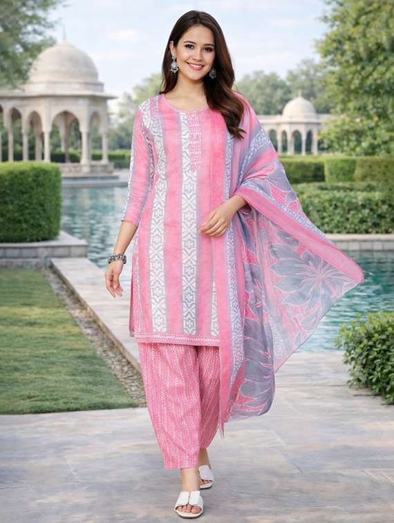 women printed three quarter sleeve kurta salwar with dupatta set
