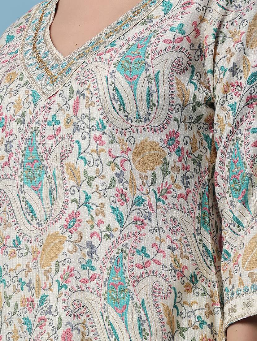 women self design three quarter sleeves kurta and pant set - 22439511 -  Standard Image - 2
