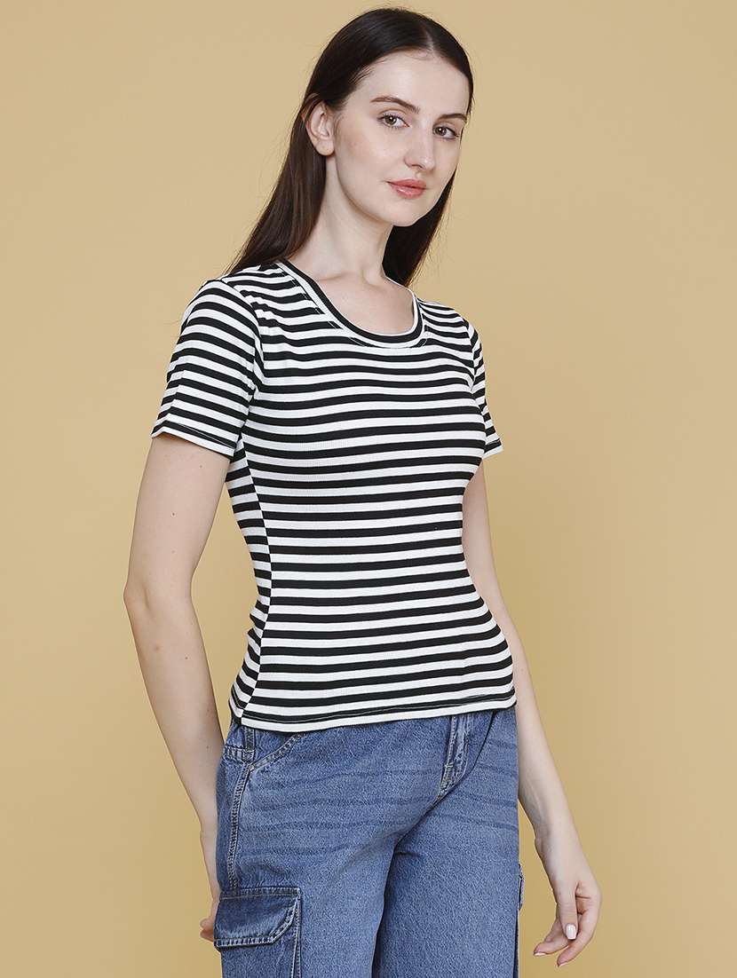 women printed round neck regular t-shirt - 22439583 -  Standard Image - 2
