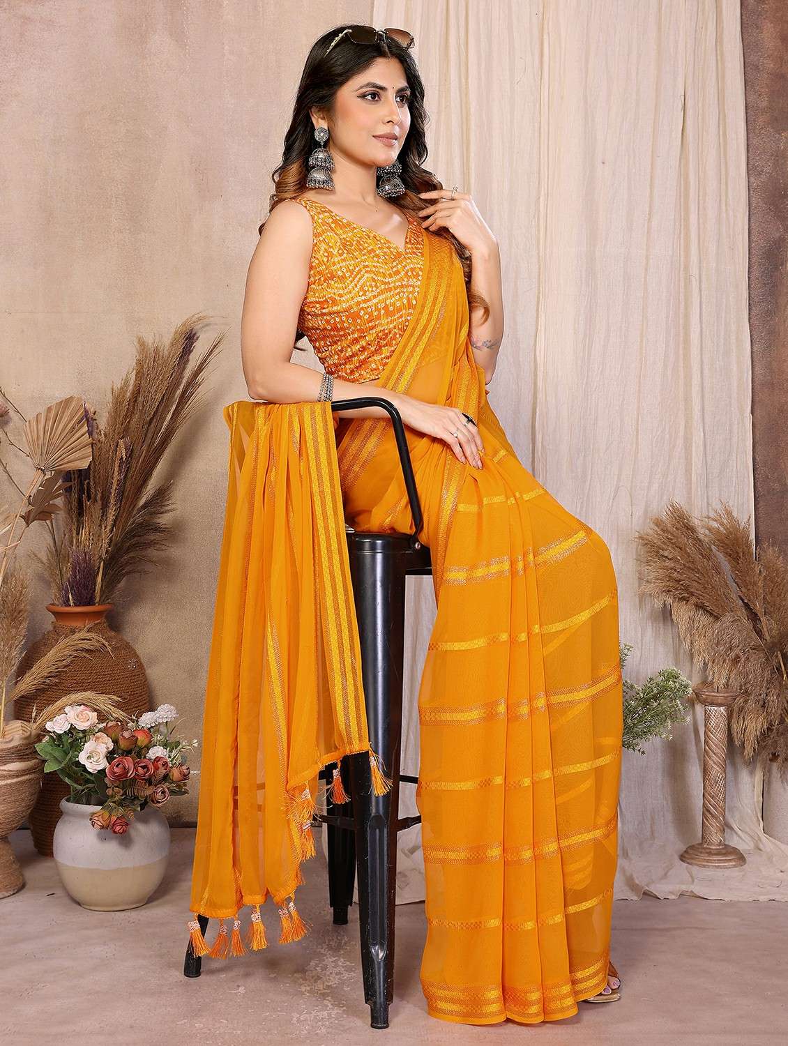 women self design plain saree with blouse - 22439663 -  Standard Image - 2