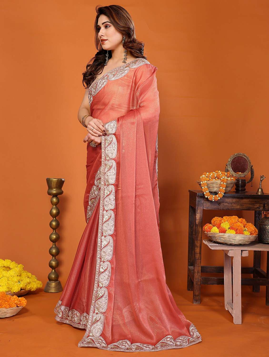 women solid with bordered saree with blouse - 22439671 -  Standard Image - 2