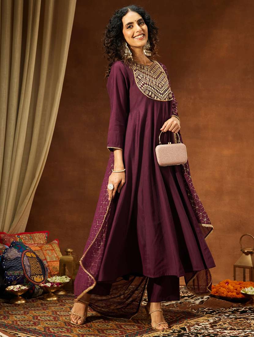 women purple kurta dupatta set - 22439863 -  Standard Image - 2