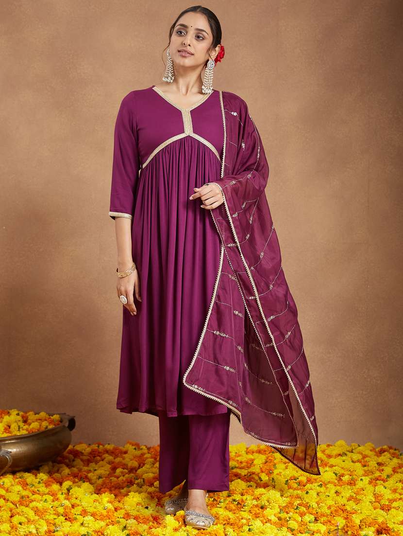 Women Purple Kurta Dupatta Set - 22439864 -  Standard Image - 2