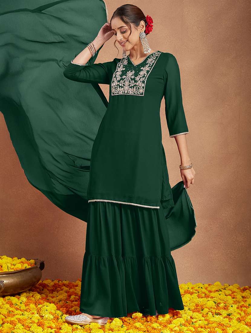 women green kurta dupatta set - 22439866 -  Standard Image - 2