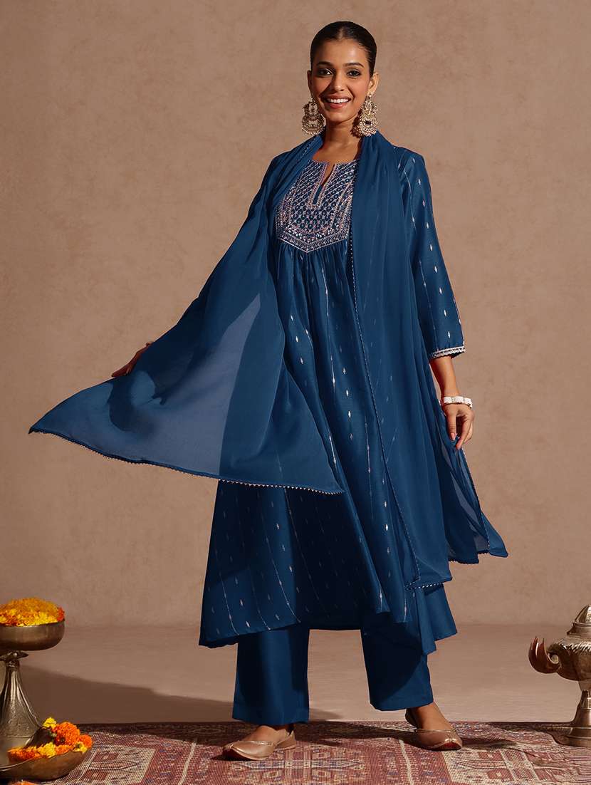 Women Teal Kurta Dupatta Set - 22439879 -  Standard Image - 2