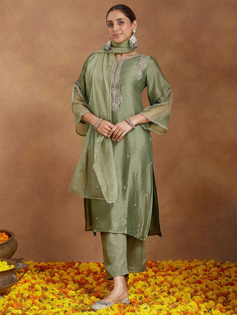 women green kurta dupatta set - 22439891 -  Standard Image - 2