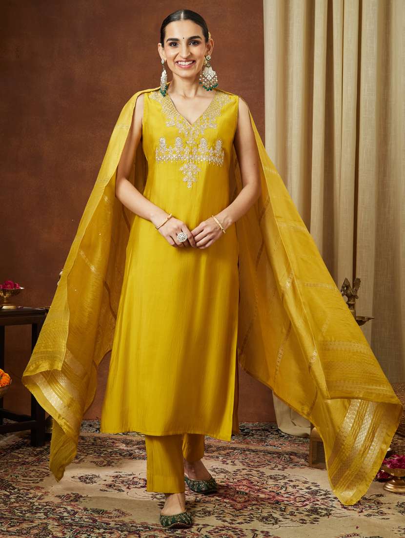 women mustard kurta dupatta set