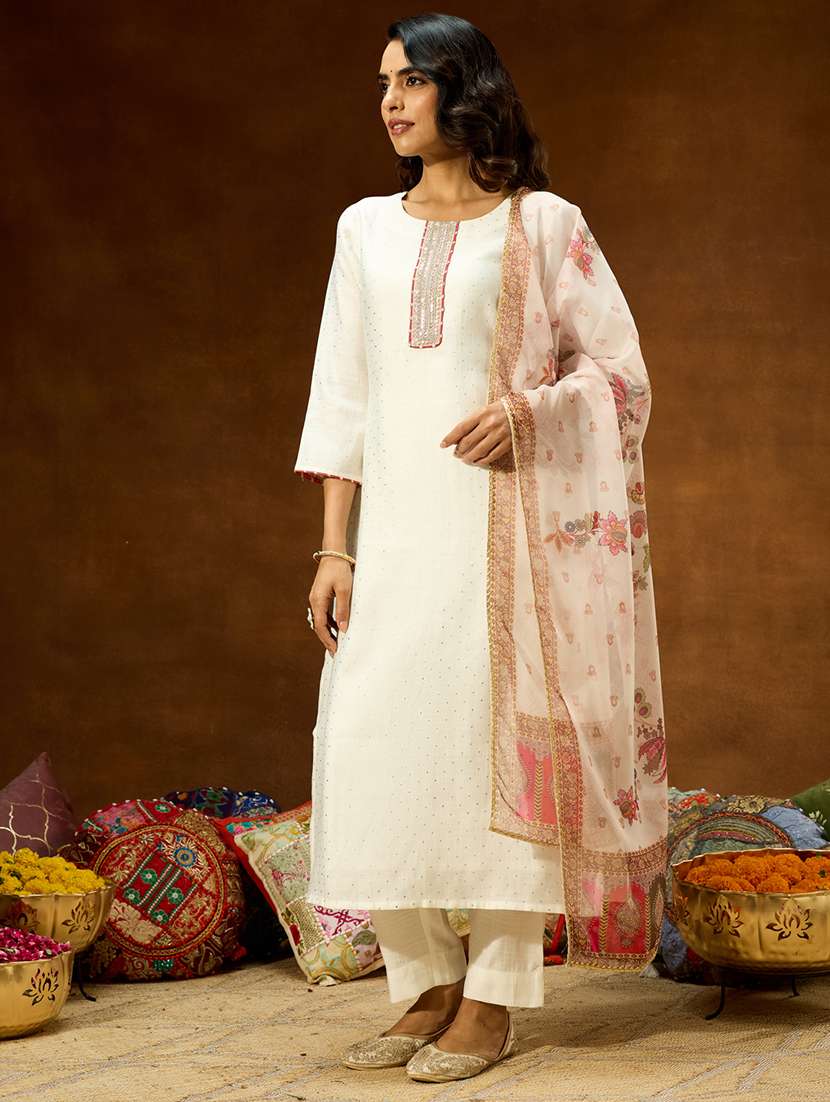 women off white kurta dupatta set - 22439963 -  Standard Image - 2
