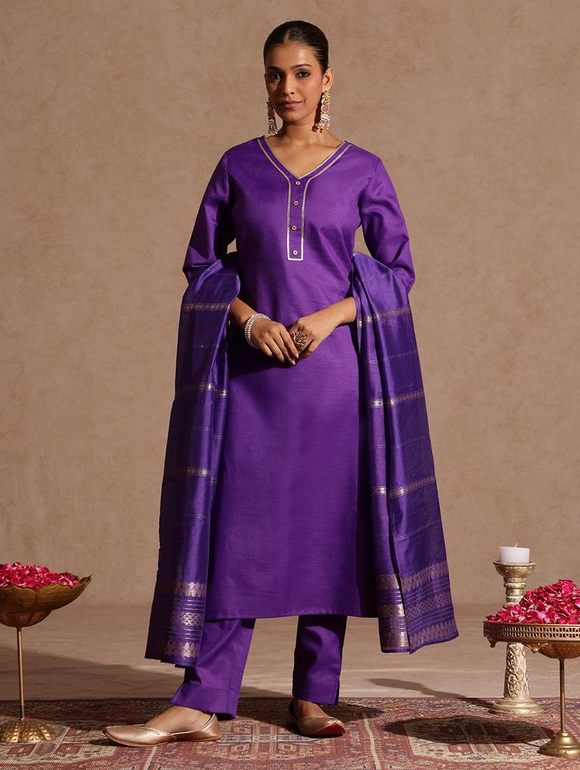 women purple kurta dupatta set