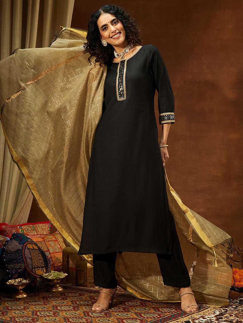 Women Black Kurta Dupatta Set - 22439982 -  Standard Image - 2