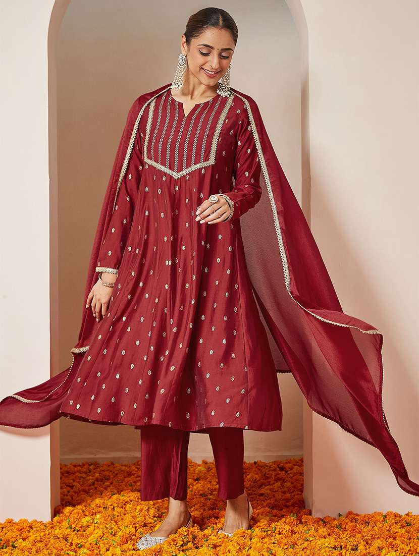 women maroon kurta pant set - 22439999 -  Standard Image - 2