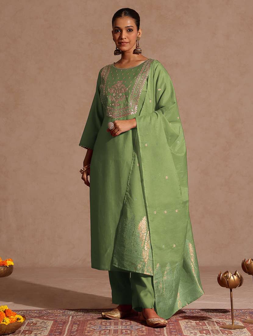 women green kurta dupatta set - 22440038 -  Standard Image - 2
