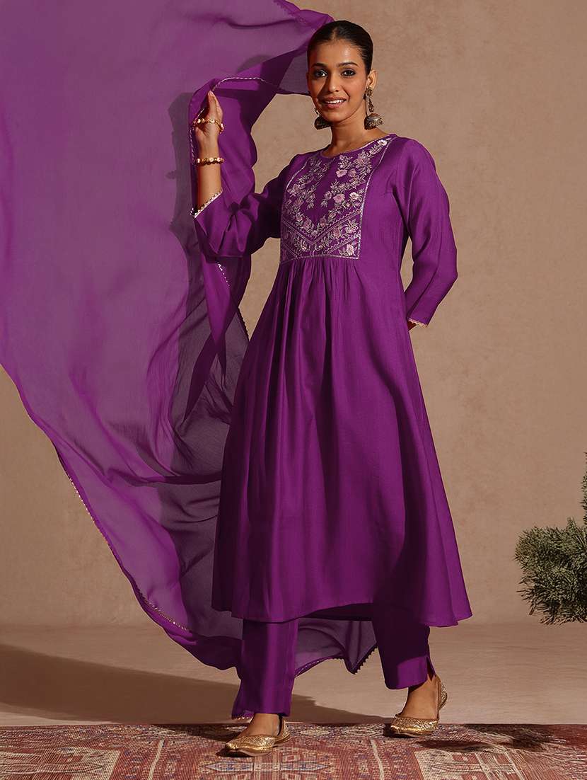 women purple kurta dupatta set - 22440048 -  Standard Image - 2