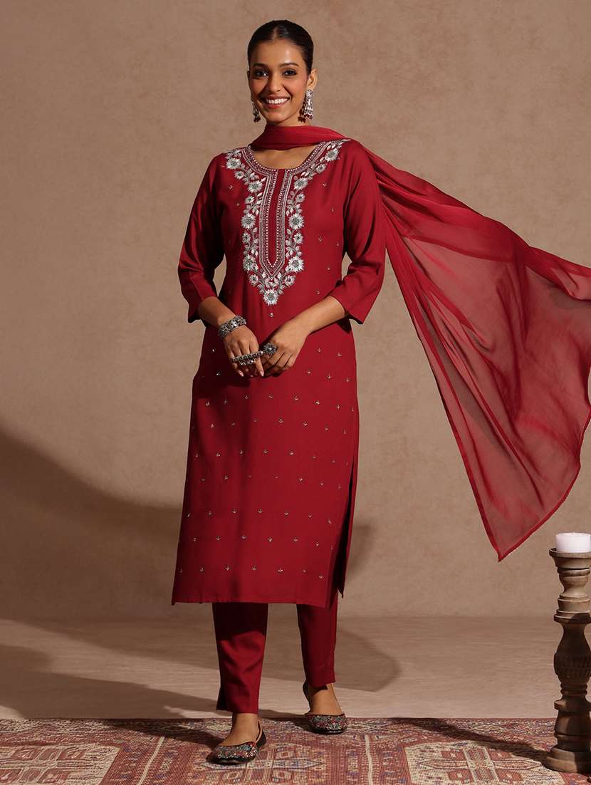 women maroon kurta dupatta set - 22440055 -  Standard Image - 2