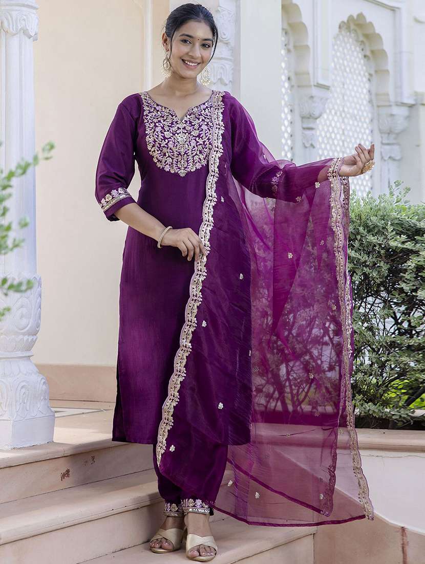 Women Self Design Purple Kurta Dupatta Set - 22440173 -  Standard Image - 2